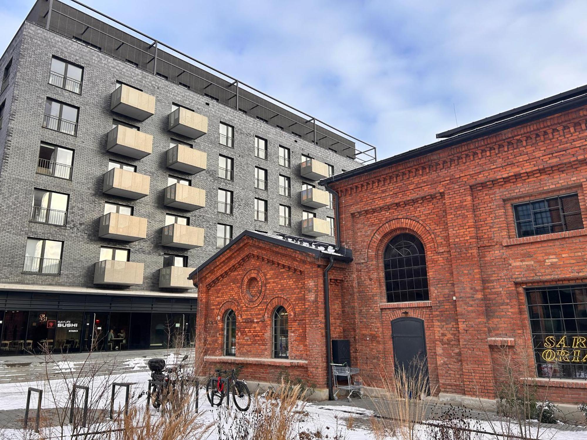 Fuzja Sen Fabrykanta - Darmowy Parking Łódź Kültér fotó